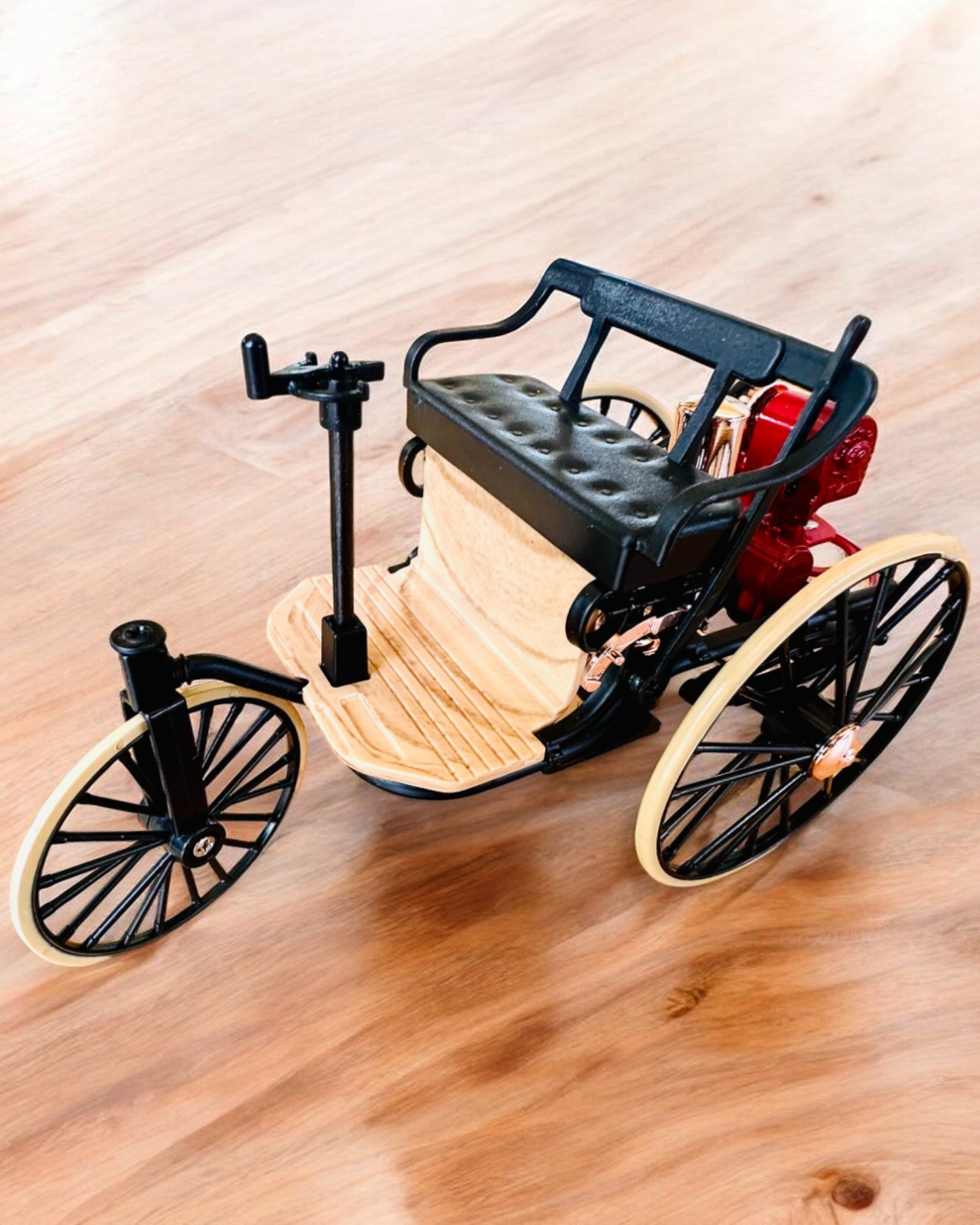 Retro Τρίκυκλο Benz Patent-Motorwagen - Μοντέλο Συλλεκτικό, προσωποποίηση με χάραξη για δώρο